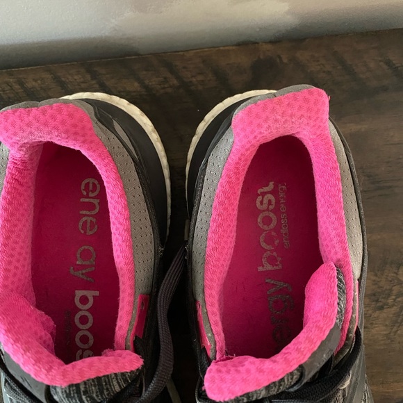 Women’s Adidas Boost Running Shoes. Size 9.5. - Picture 5 of 7